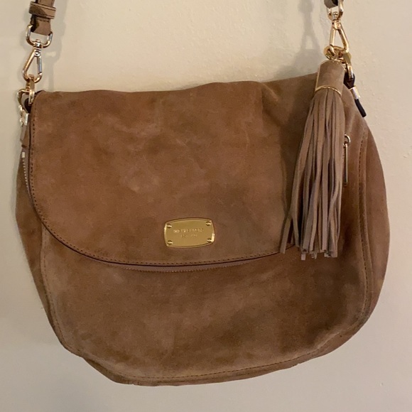 Michael Kors
TRADE Convertible BEDFORD SUEDE CROSS BODY - Picture 4 of 14